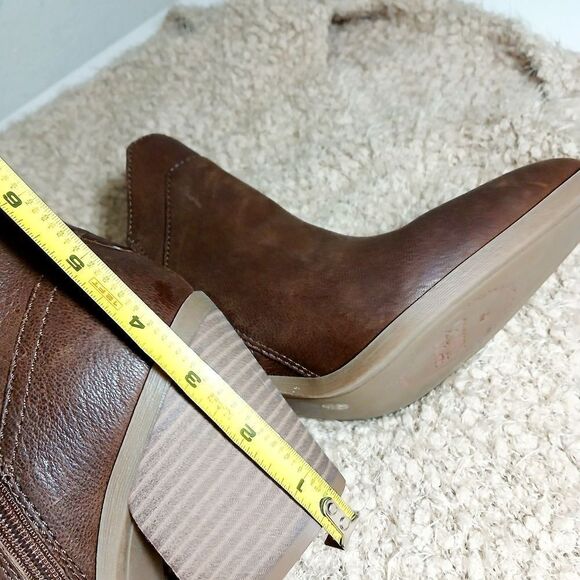 Crown Vintage Brown Ankle Boots with Sleek Pointed Toe Sizs 8.5M - Picture 8 of 11